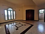 Elegant / Cozy Villa / With Nice Garden