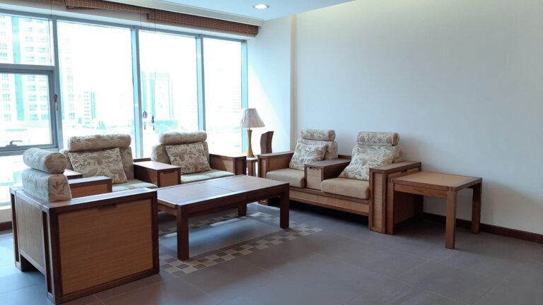 Beautiful Two Bedroom Fully Furnished Apartment. (Seef)