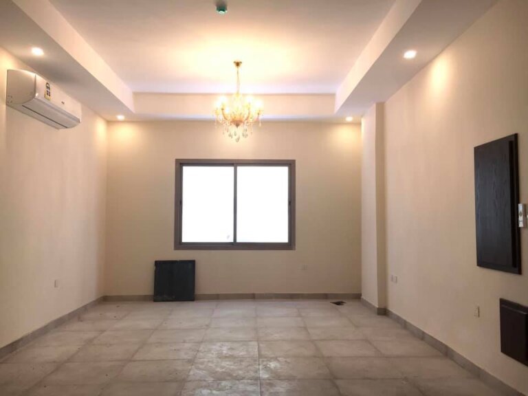 Brand New 1 Bedroom Semifurnished Spacious Apartment for Rent Inclusive Ewa. (New Hidd)