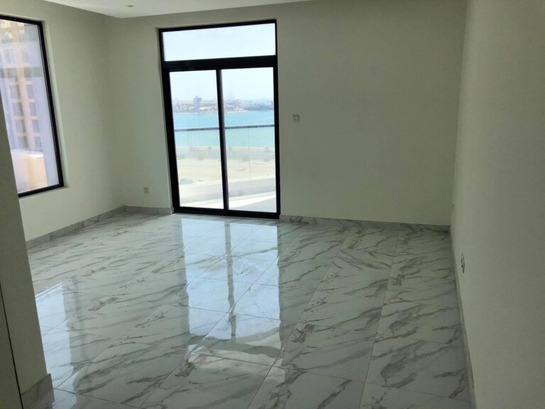 Facing Sea Views Studio apartment with Pool, GYM