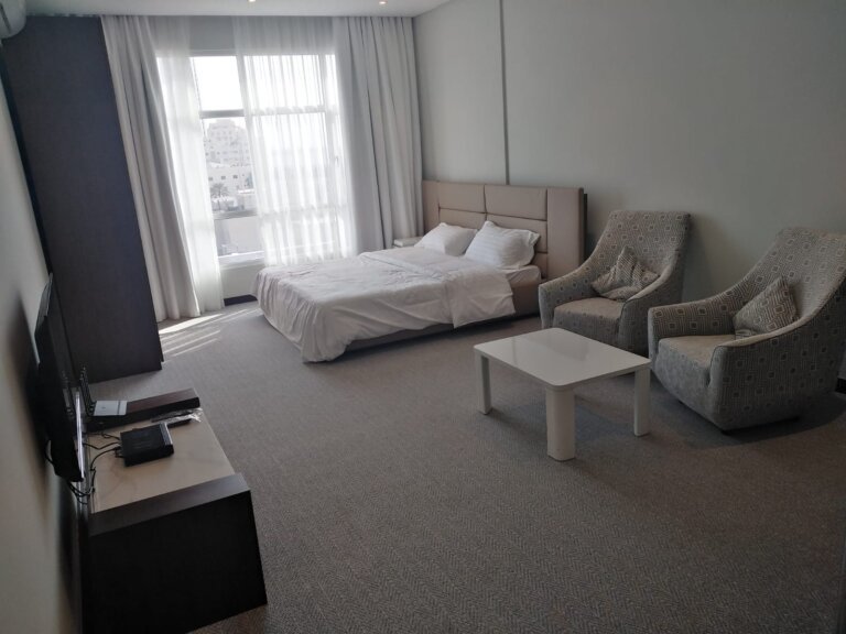 Modern Brand new Fully furnished Studio for Rent. (Mahooz)
