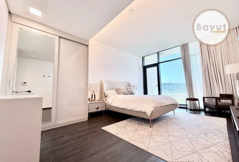 City Views | Paddle Court | Huge Swimming Pool
