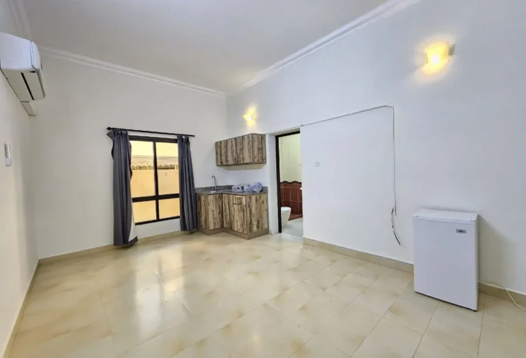 Affordable Studio Flat For Rent in Janabiya