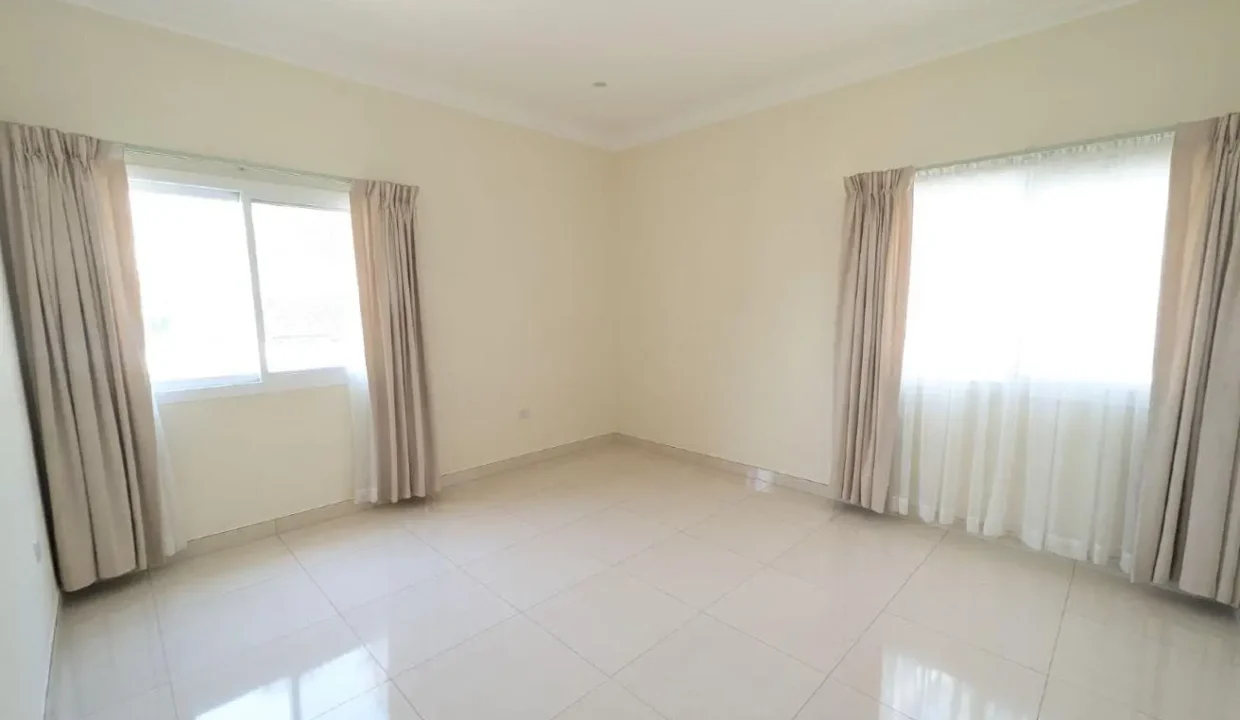52354836 - Property Image 12
