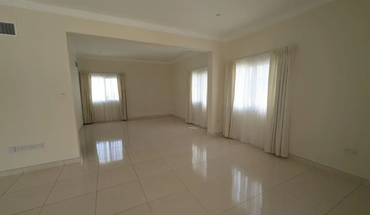 52354836 - Property Image 20