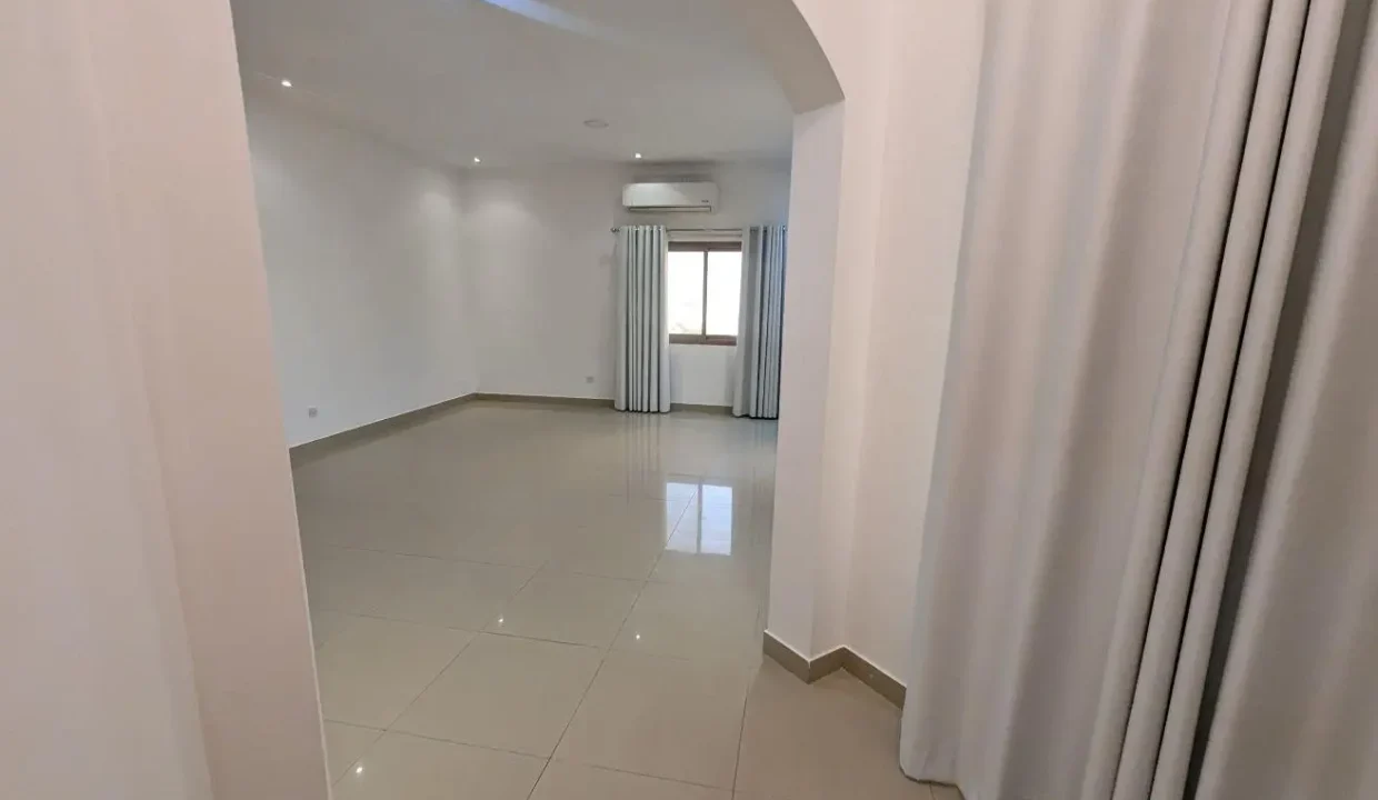 52648911 - Property Image 6