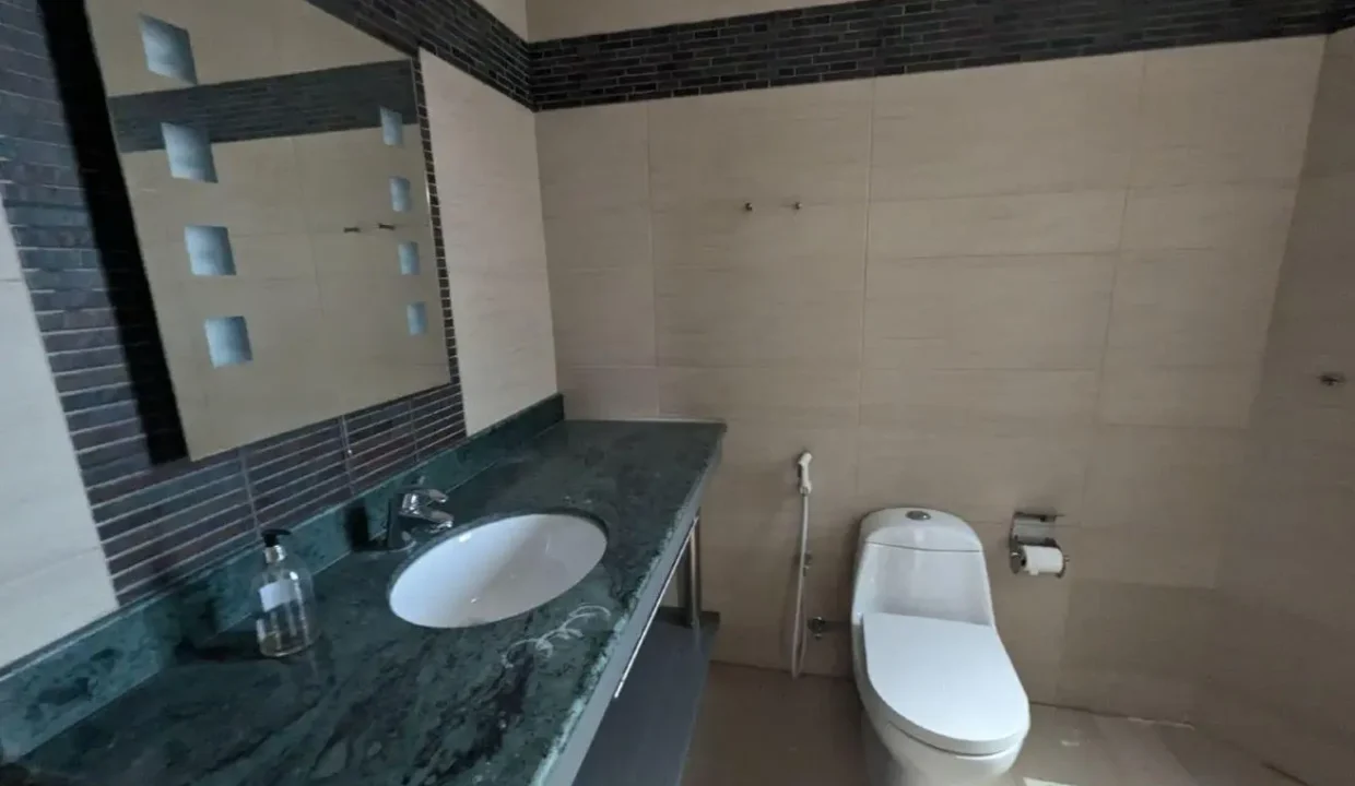 52726702 - Property Image 14