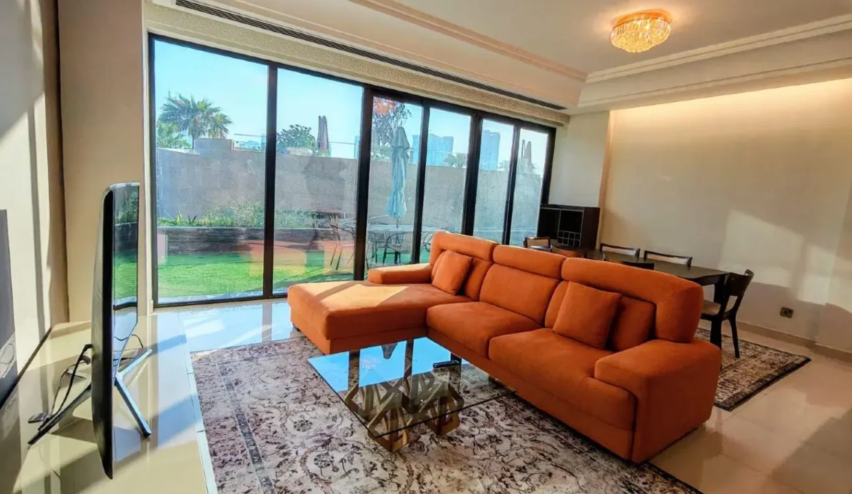 55716095 - Property Image 4