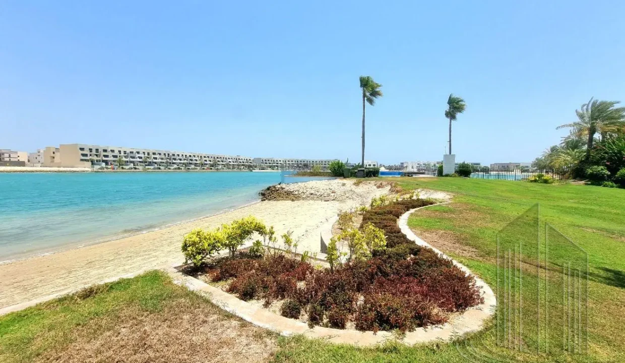 56549390 - Property Image 1