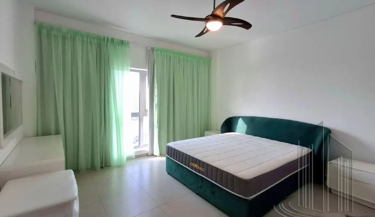 56890219 - Property Image 5