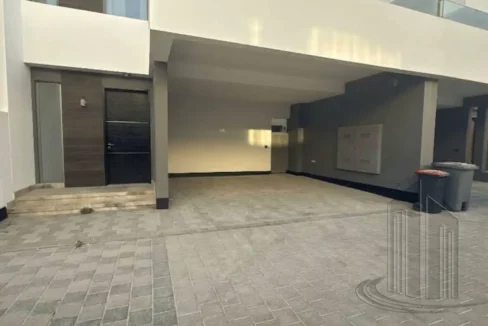 57294582 - Property Image 1