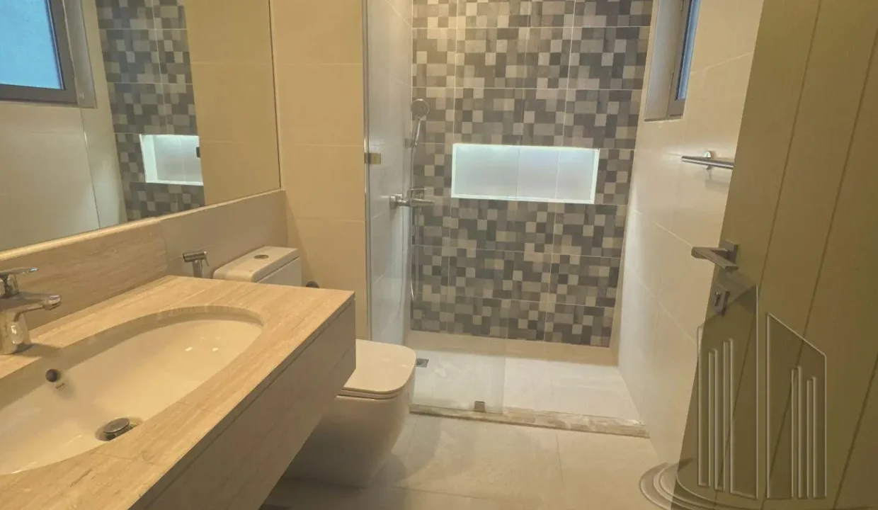 57294582 - Property Image 12
