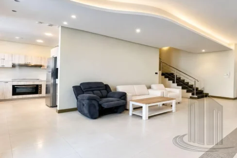 57294582 - Property Image 4