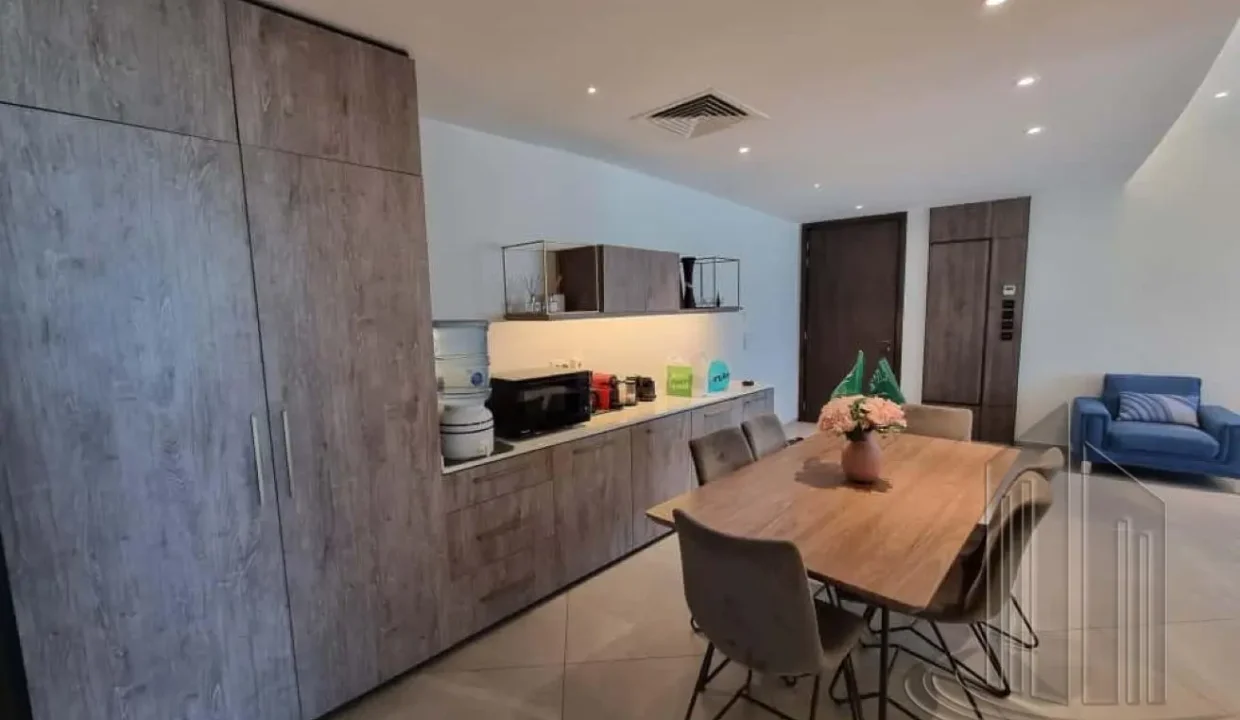 57434194 - Property Image 4