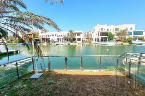 57462557 - Property Image 1