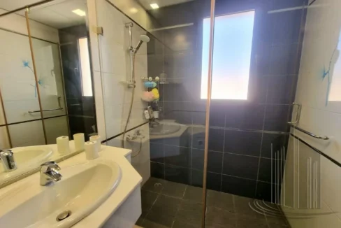 57551674 - Property Image 17