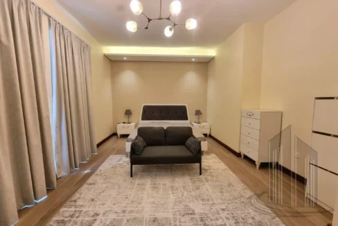 57610428 - Property Image 11