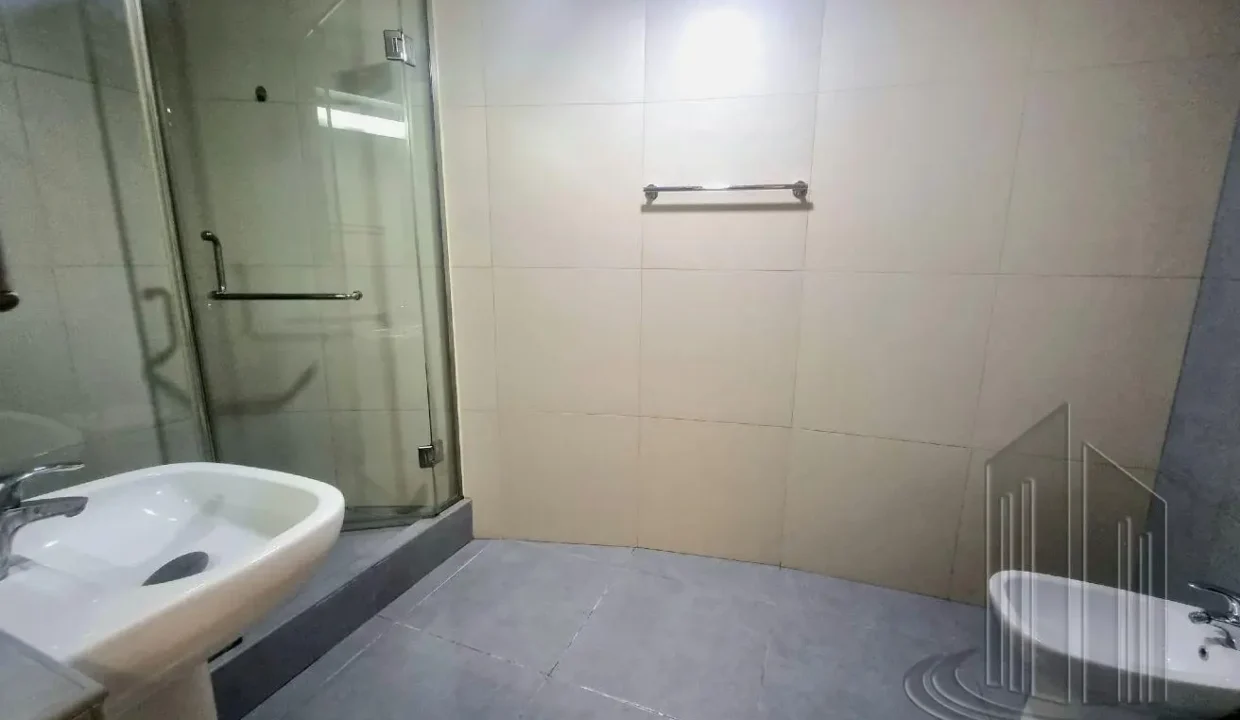 57669493 - Property Image 8