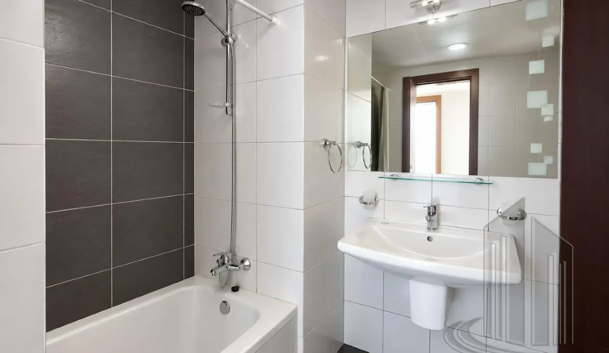 57759852 - Property Image 9