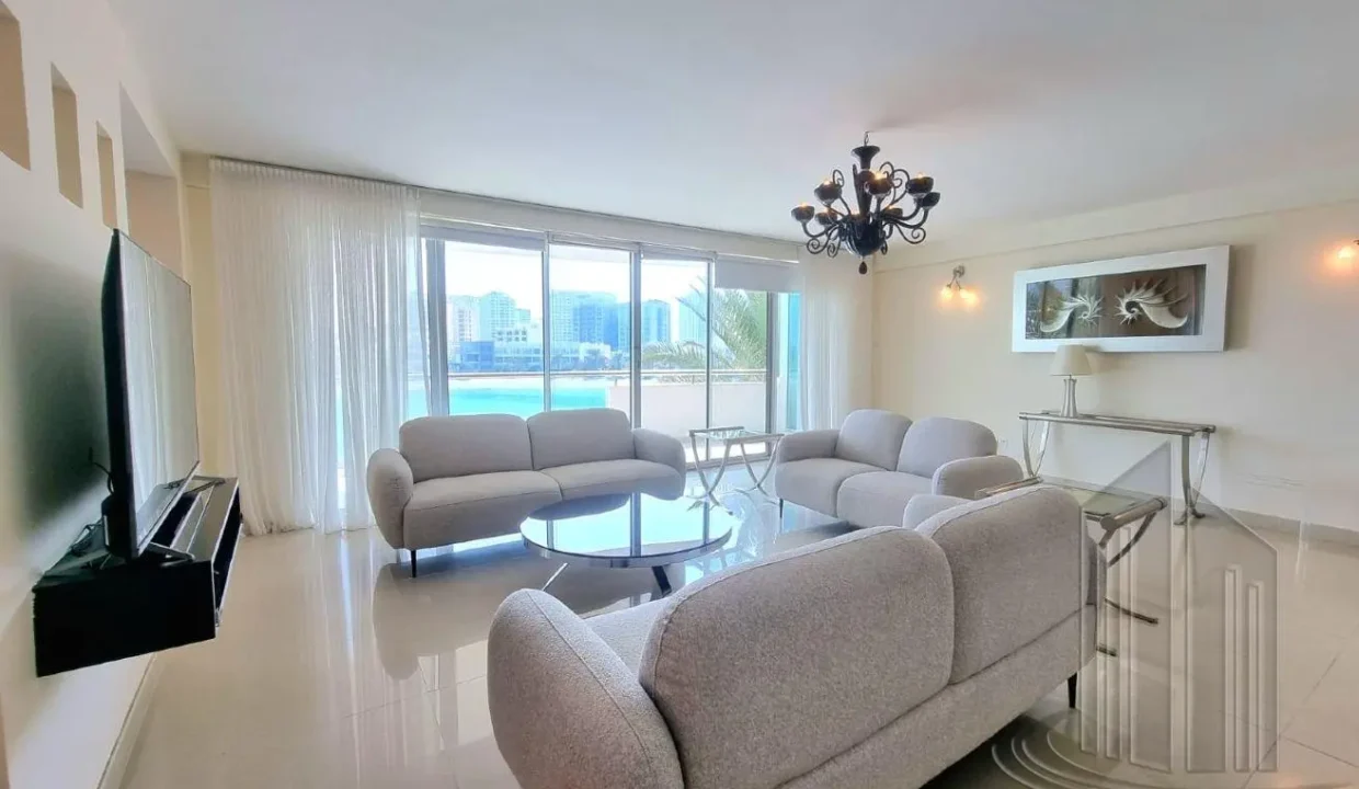 58082398 - Property Image 2