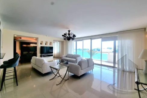 58082398 - Property Image 3