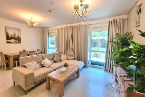 58083015 - Property Image 2