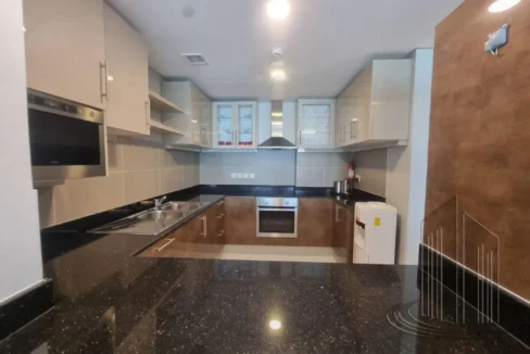 58111715 - Property Image 4