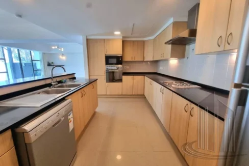 58172869 - Property Image 8