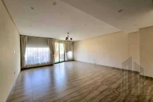 58173212 - Property Image 2
