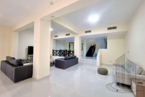 58173709 - Property Image 2