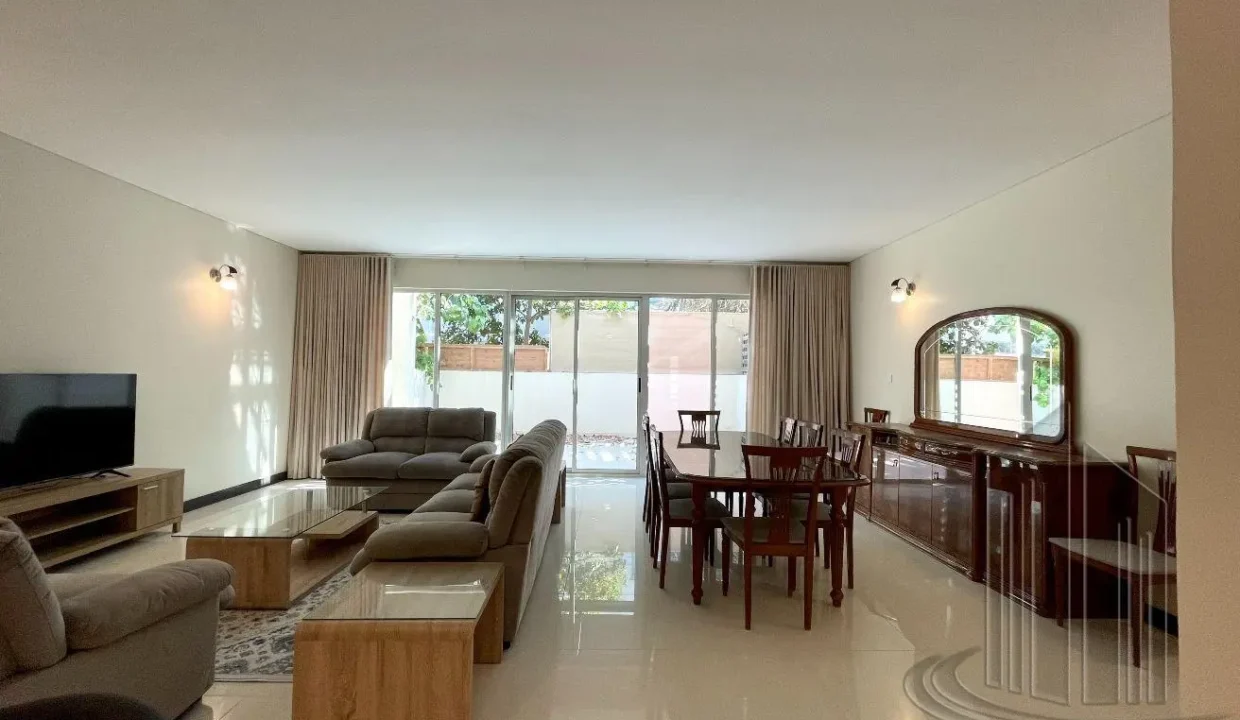 58203113 - Property Image 2