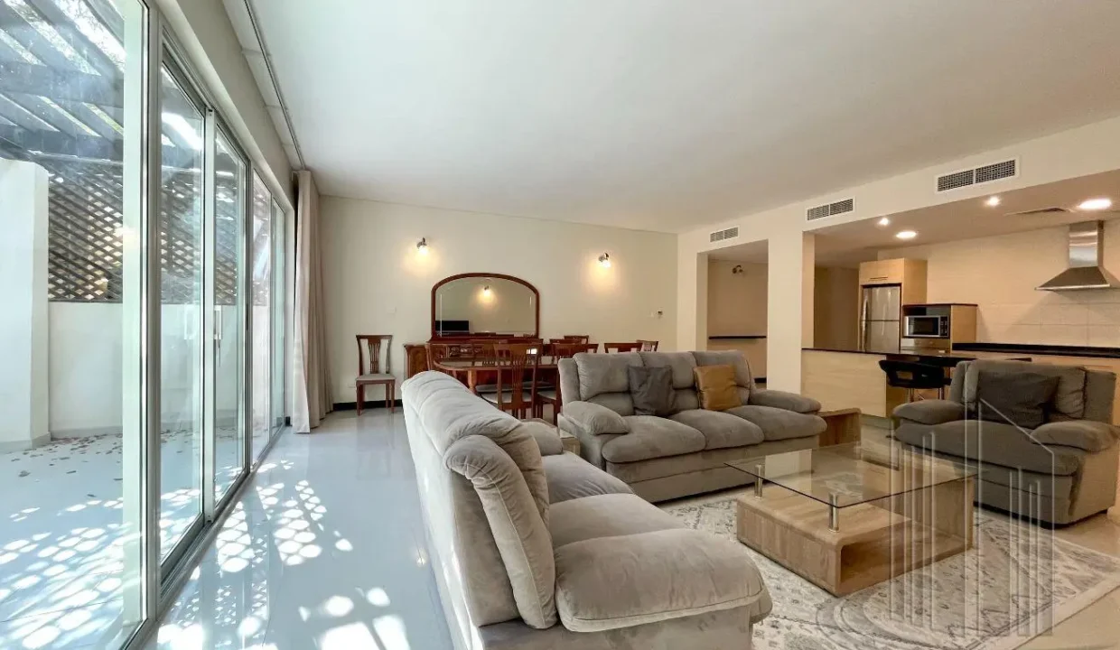 58203113 - Property Image 3