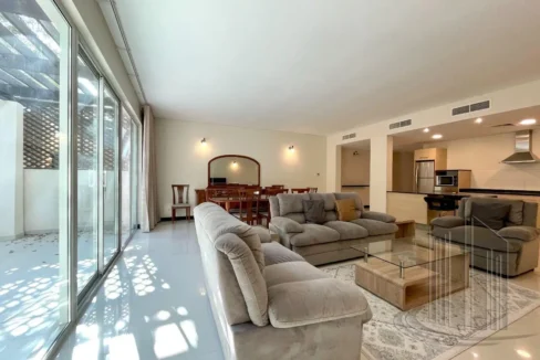 58203113 - Property Image 3