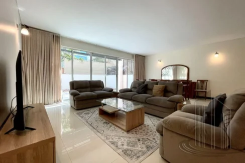 58203113 - Property Image 5