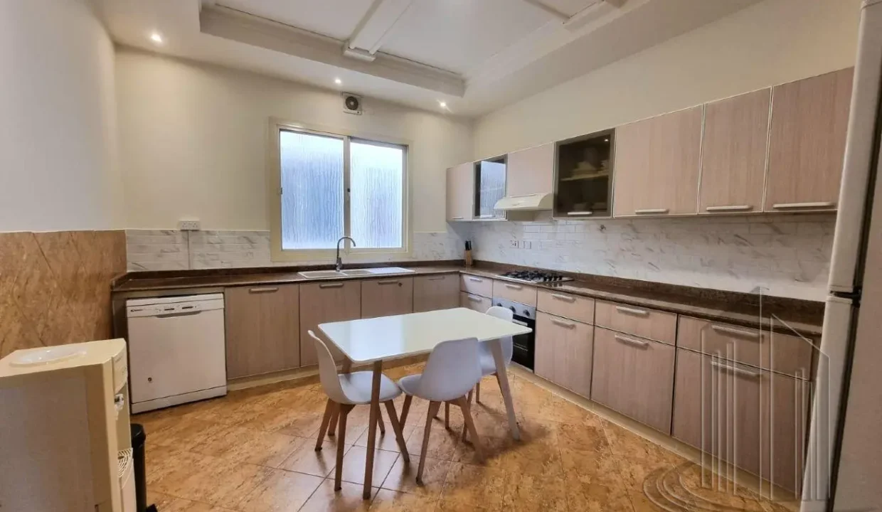 58203233 - Property Image 5