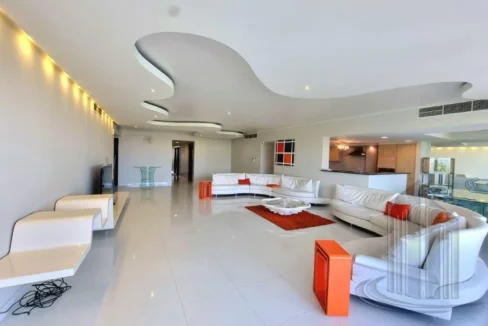 58263255 - Property Image 2