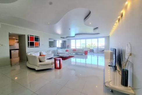 58263255 - Property Image 4