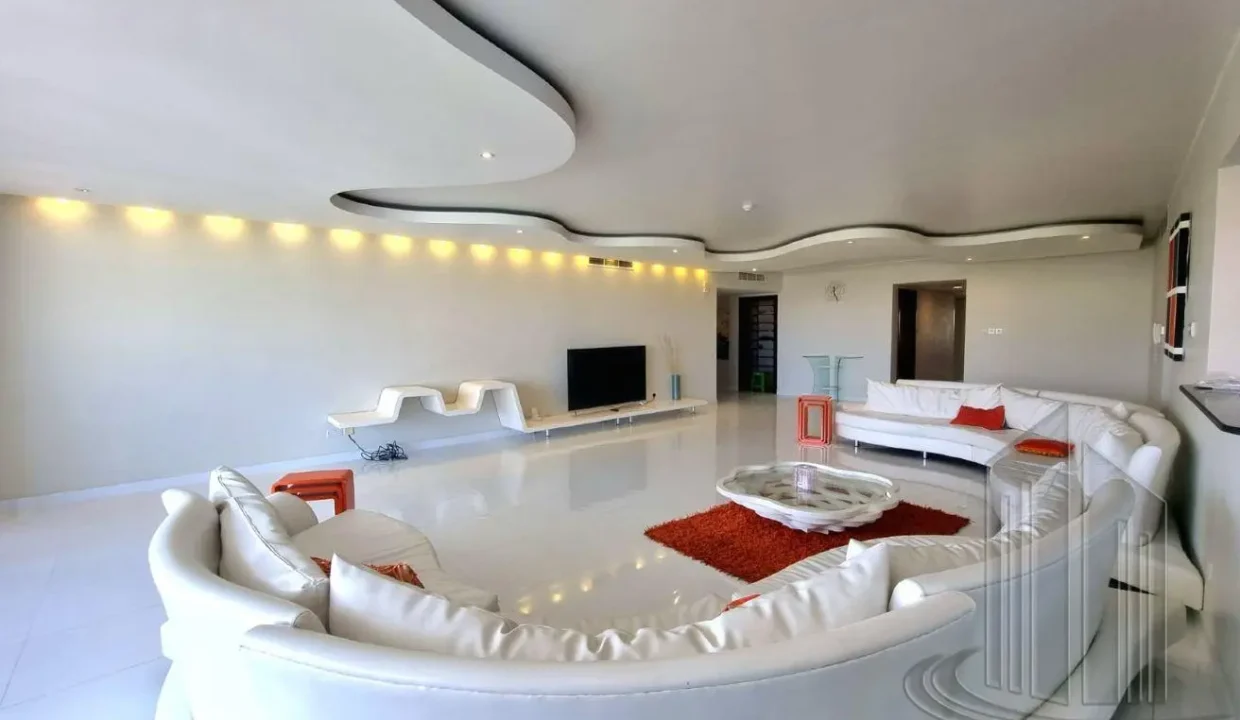 58263255 - Property Image 5