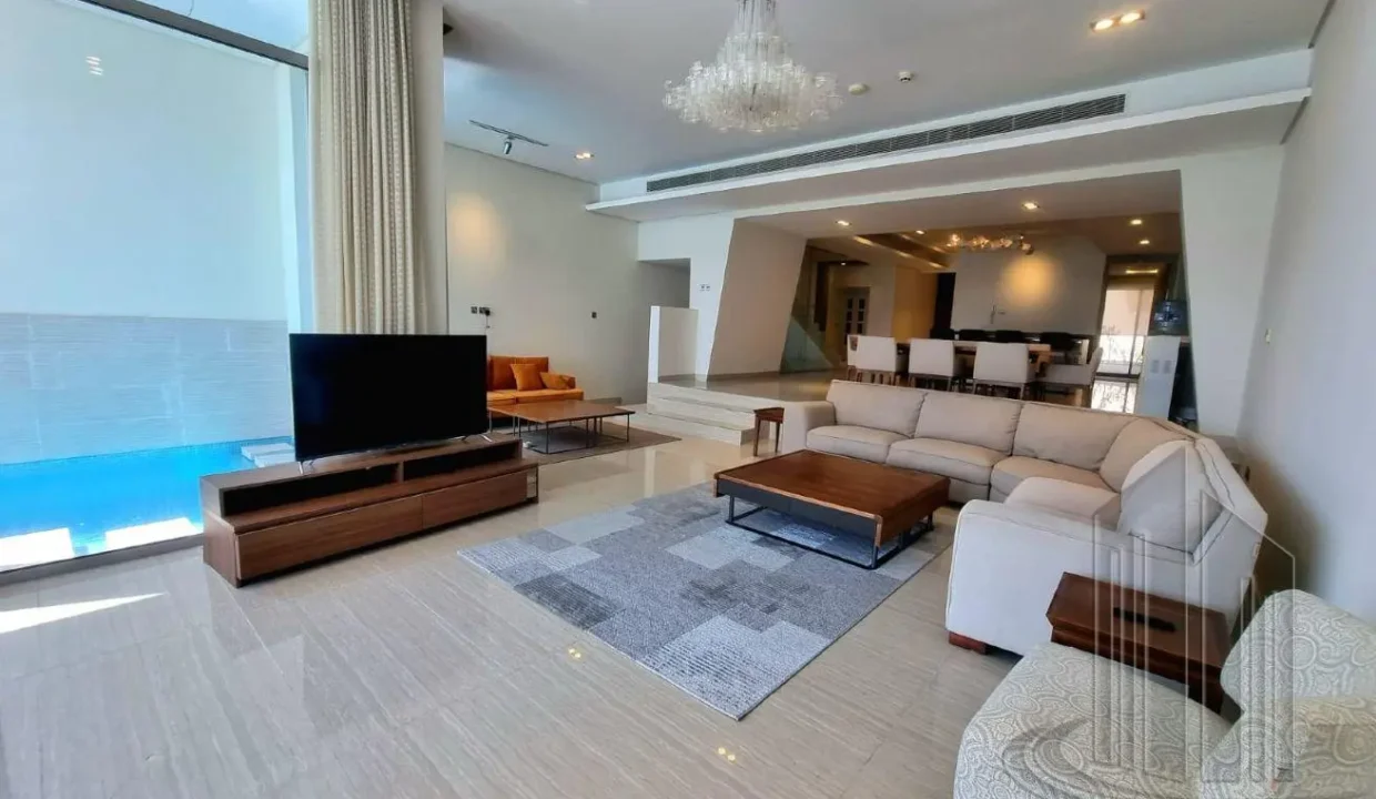 58293477 - Property Image 5