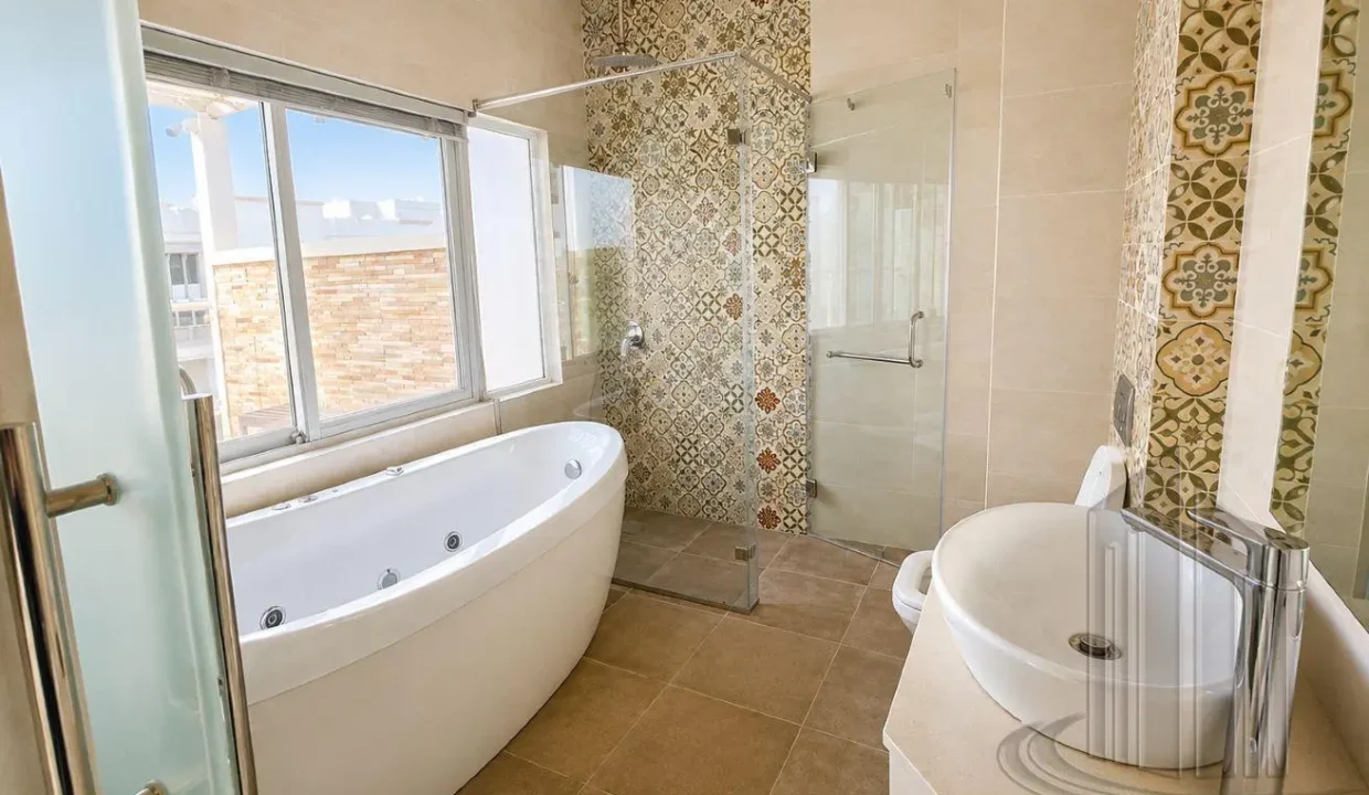 58293759 - Property Image 10