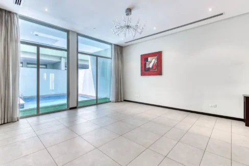 971605 - Property Image 3