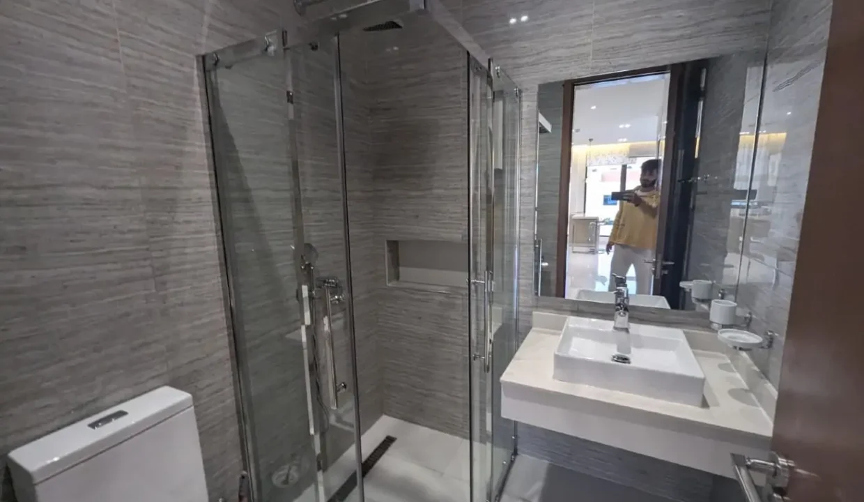 982635 - Property Image 6